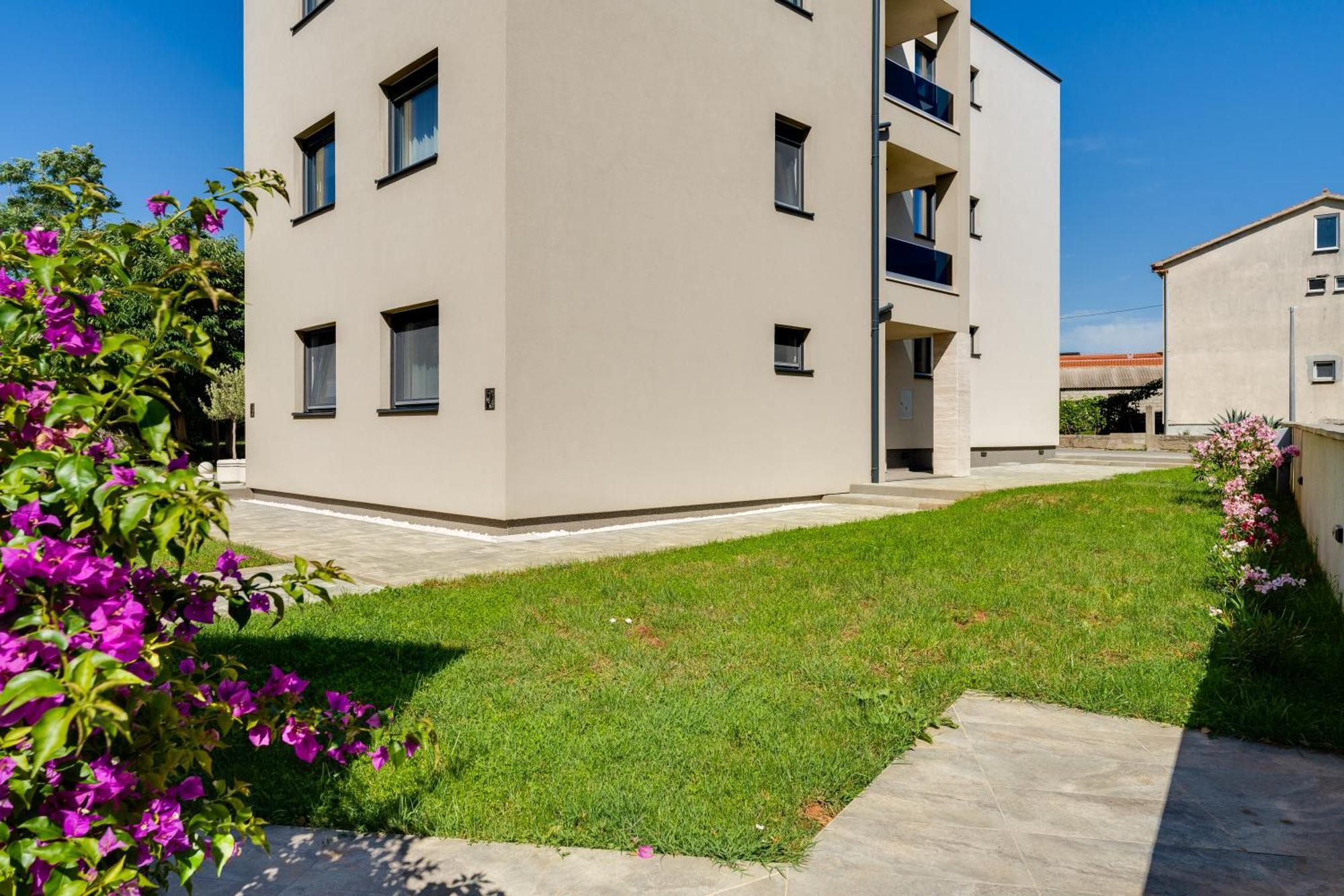 Salt Bloom Apartments Nin Esterno foto